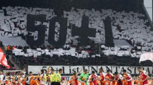 Luật 50+1 của Bóng Đá Đức