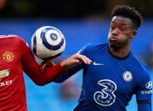 Luật Chạm Tay Trong Bóng Đá